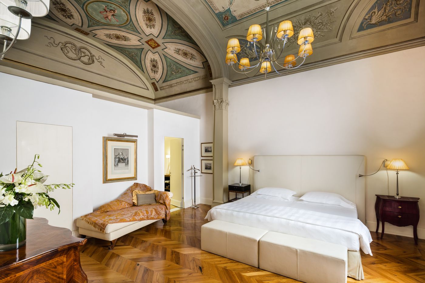 Relais-Santa-Croce-by-Baglioni-Hotels-Room-4