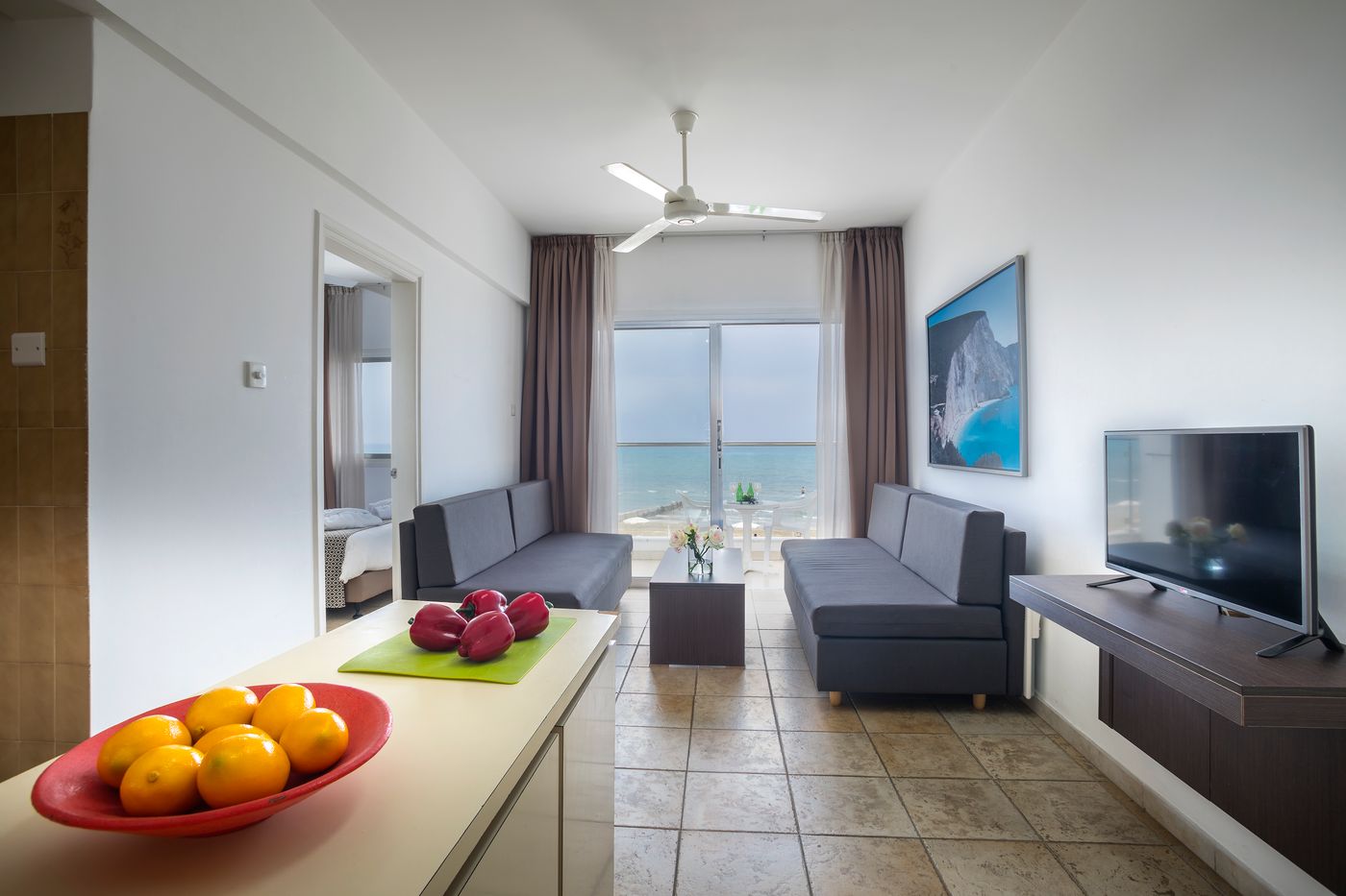 Costantiana-Beach-Hotel-Apts-Room-9