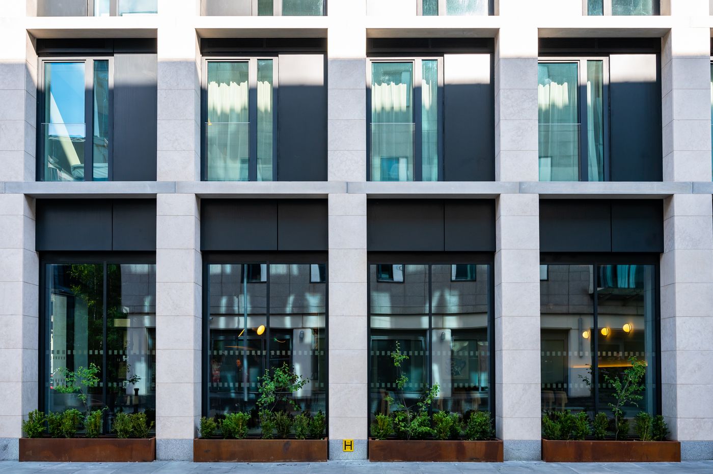 Staycity-Aparthotels-City-Quay-General-view-59