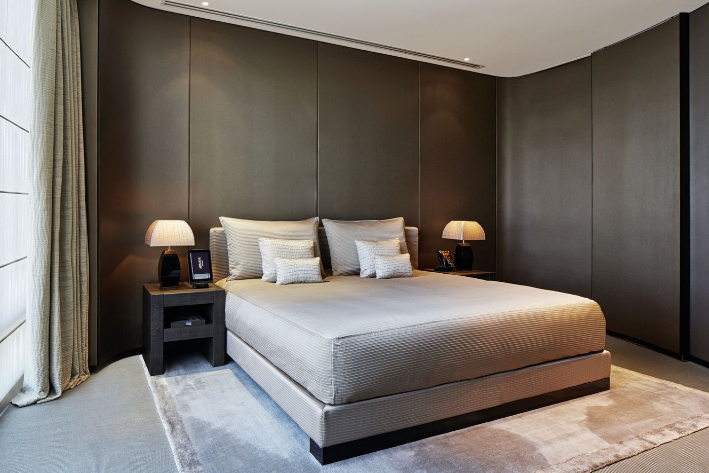Armani-Hotel-Dubai-Room-7