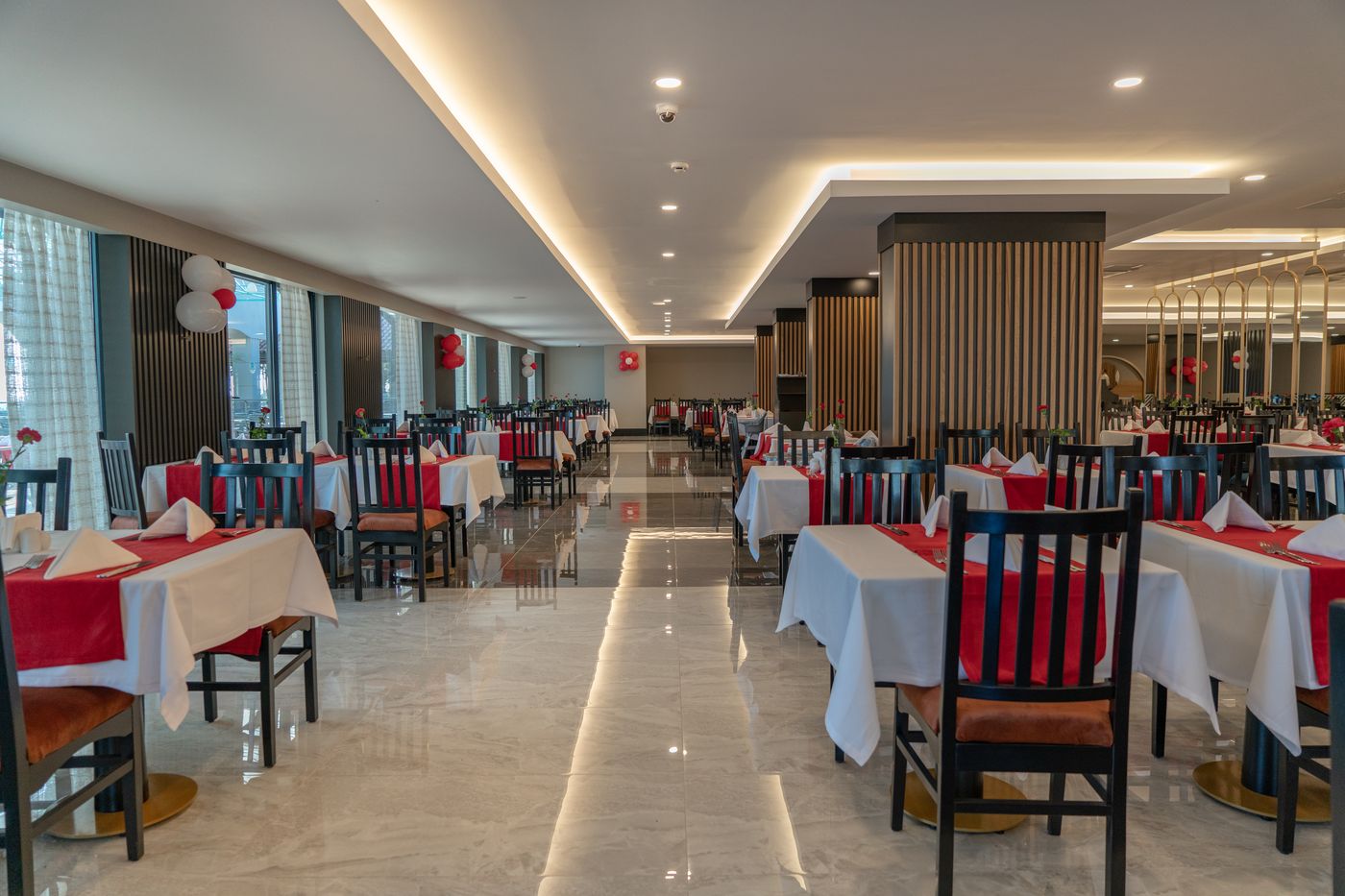 Aska-Costa-Holiday-Club-Restaurant-33