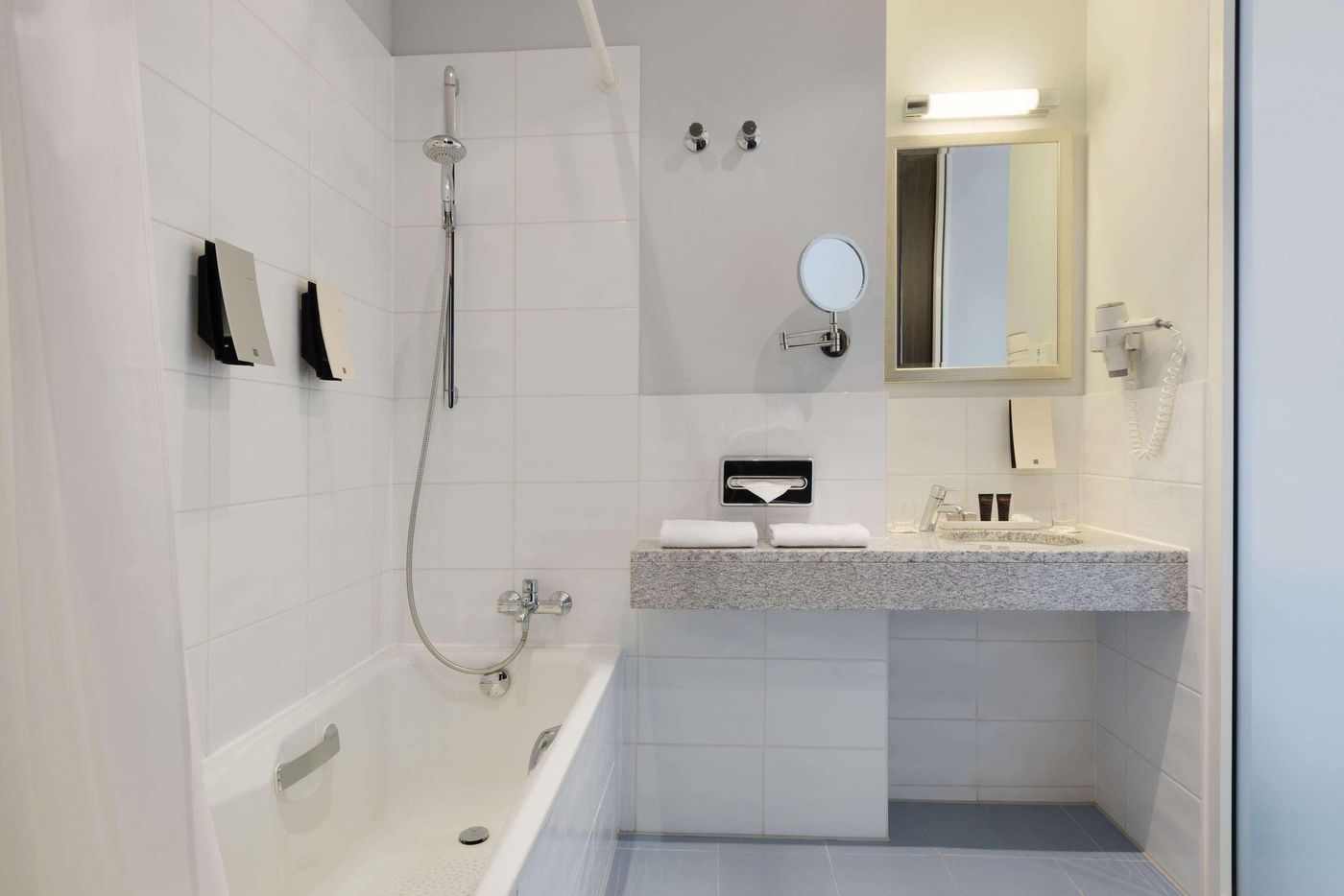 Ramada Frankfurt City Centre & Financial Dist. - Germany - Frankfurt am Main - Room - 4