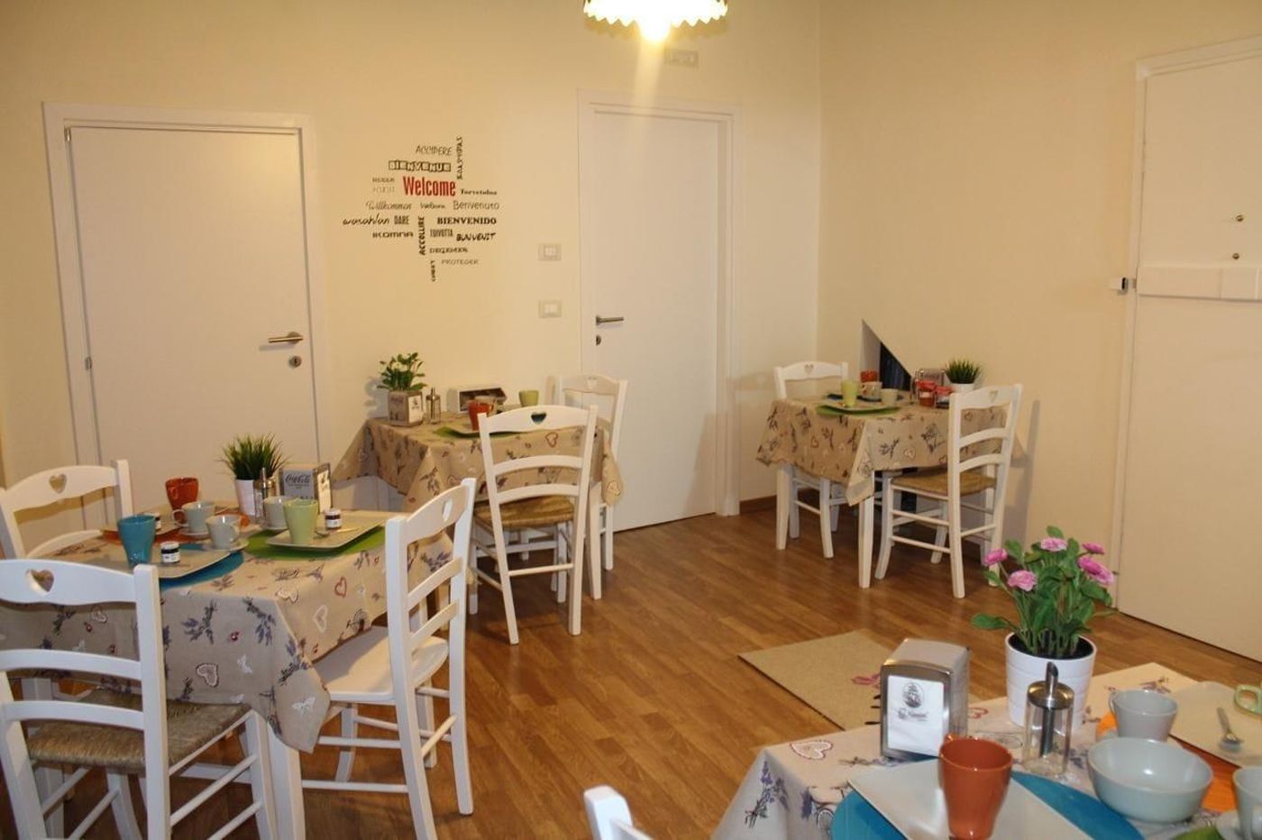 L-Iris-B-B-Restaurant-29