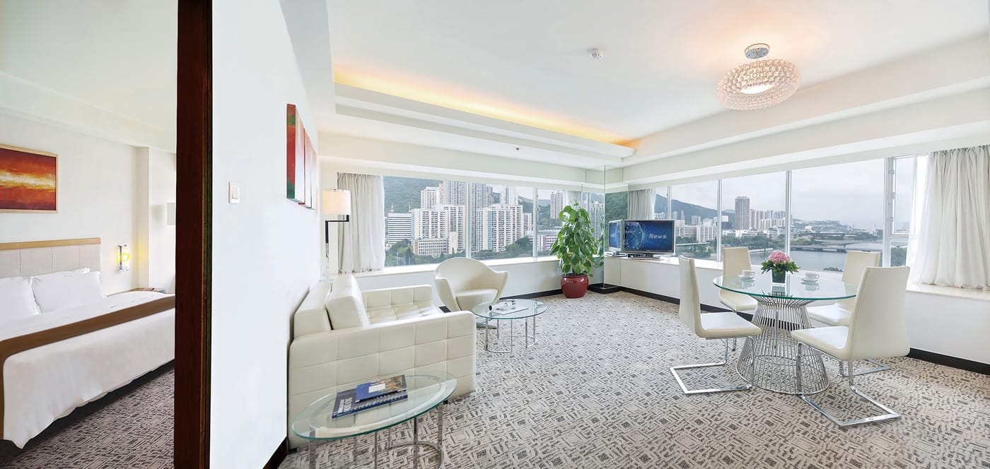 Regal-Riverside-Room-42