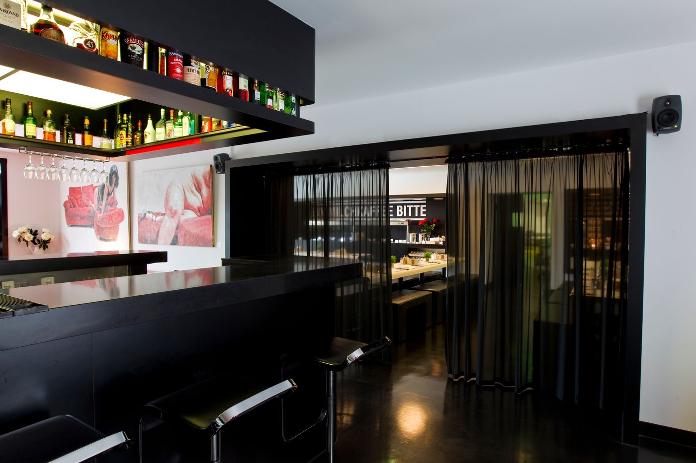 Gat-Point-Charlie-Bar-8