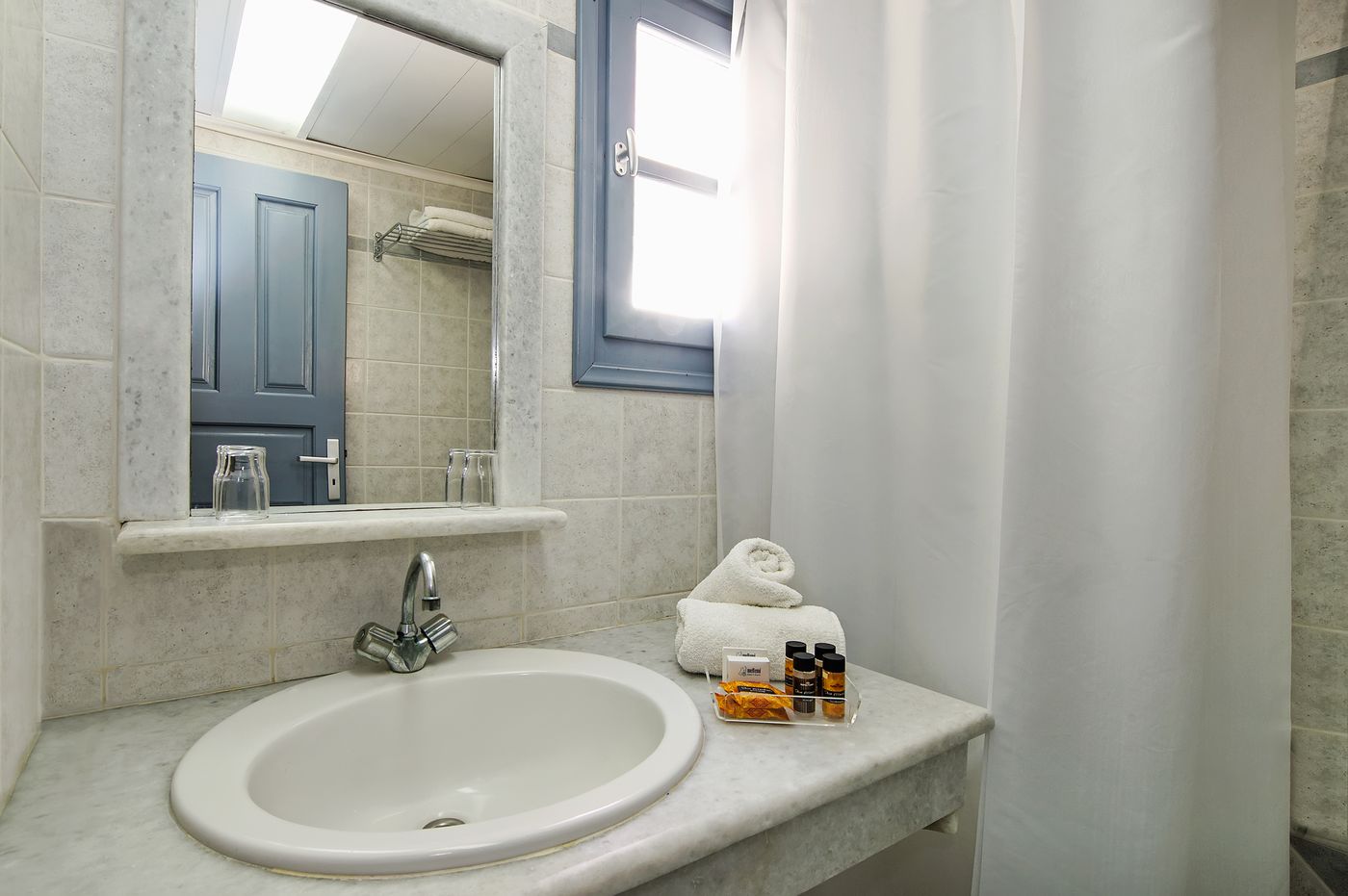 Atlantis-Beach-Villas-Room-20