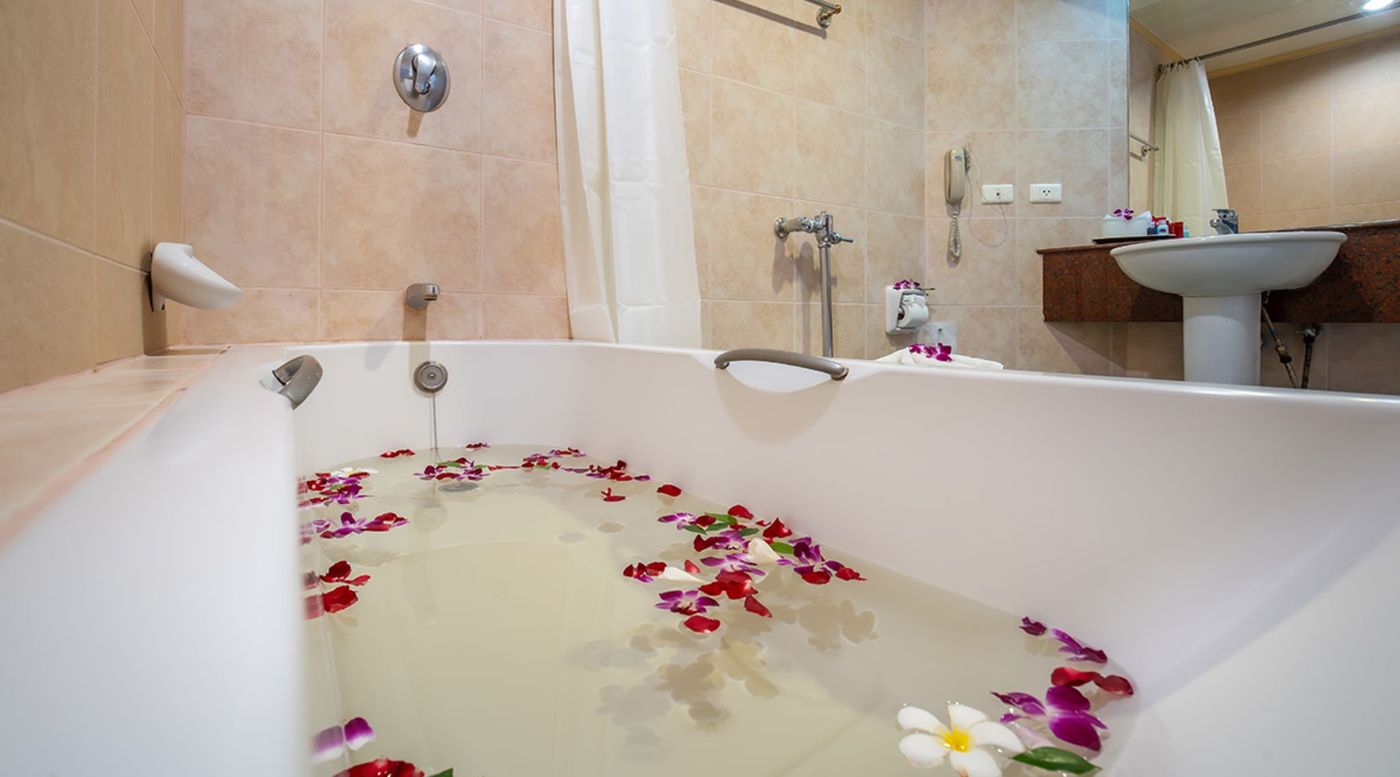 Karon-Princess-Hotel-Room-36