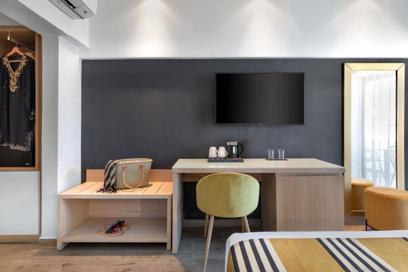 Alexia-Premier-City-Hotel-Room-12