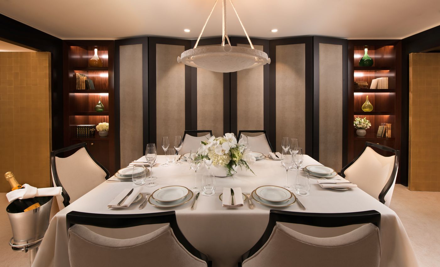 Hotel-Barriere-Le-Fouquets-Paris-Room-58