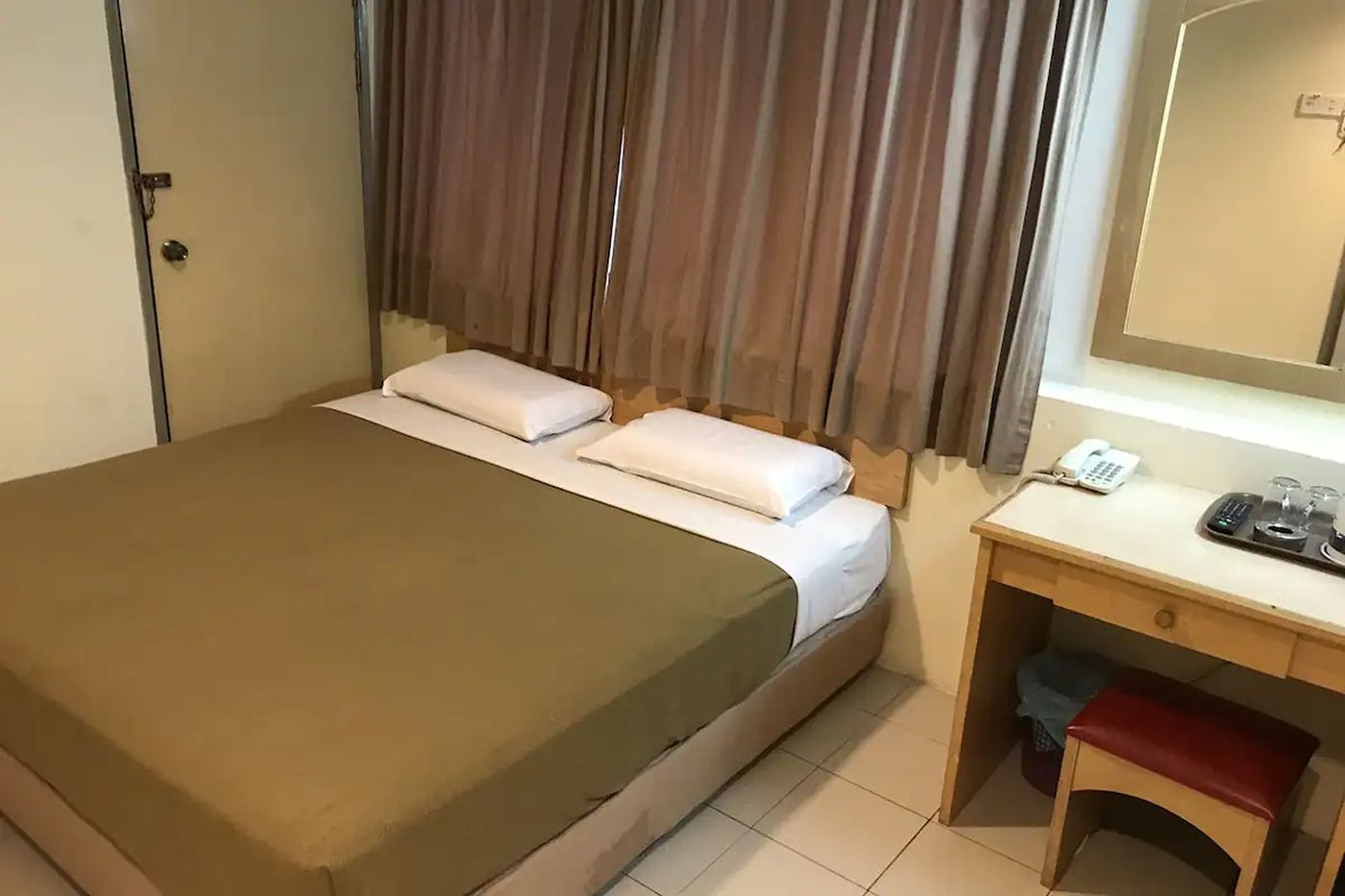 Tang City Hotel, Petaling Street, Merdeka PNB 118-Malaysia-KUALA LUMPUR-General view-1