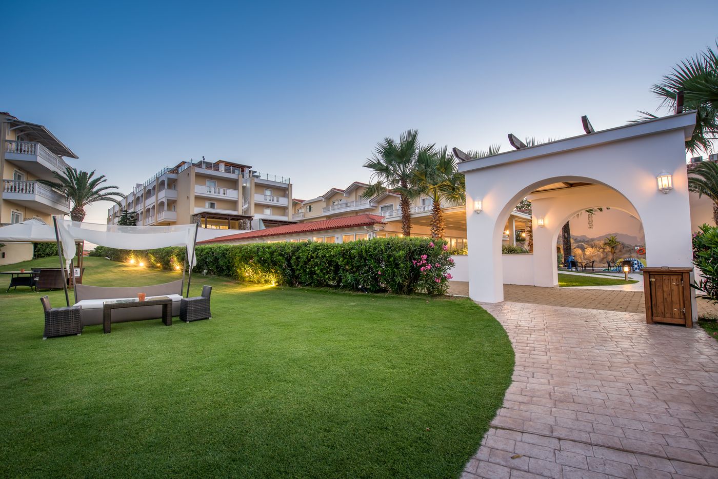 Galaxy-Beach-Resort-General-view-9