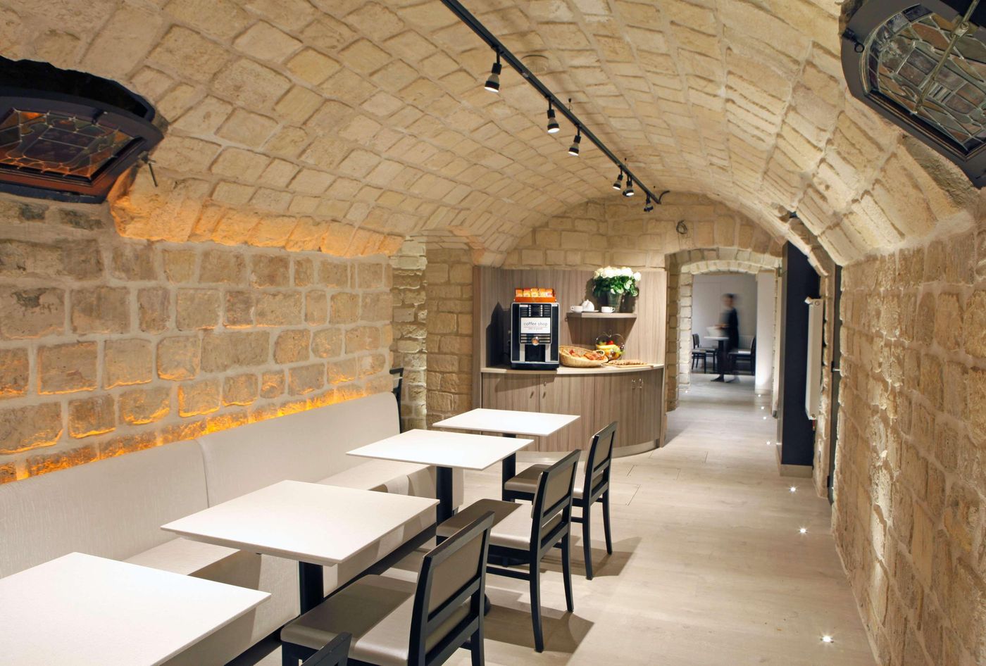 Faubourg-216-224-Restaurant-8