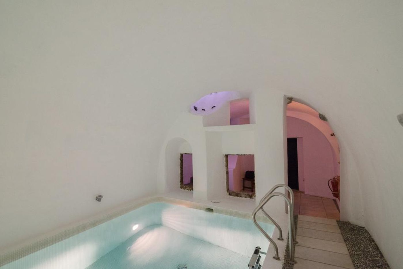 Santorini-Reflexions-Volcano-General-view-14