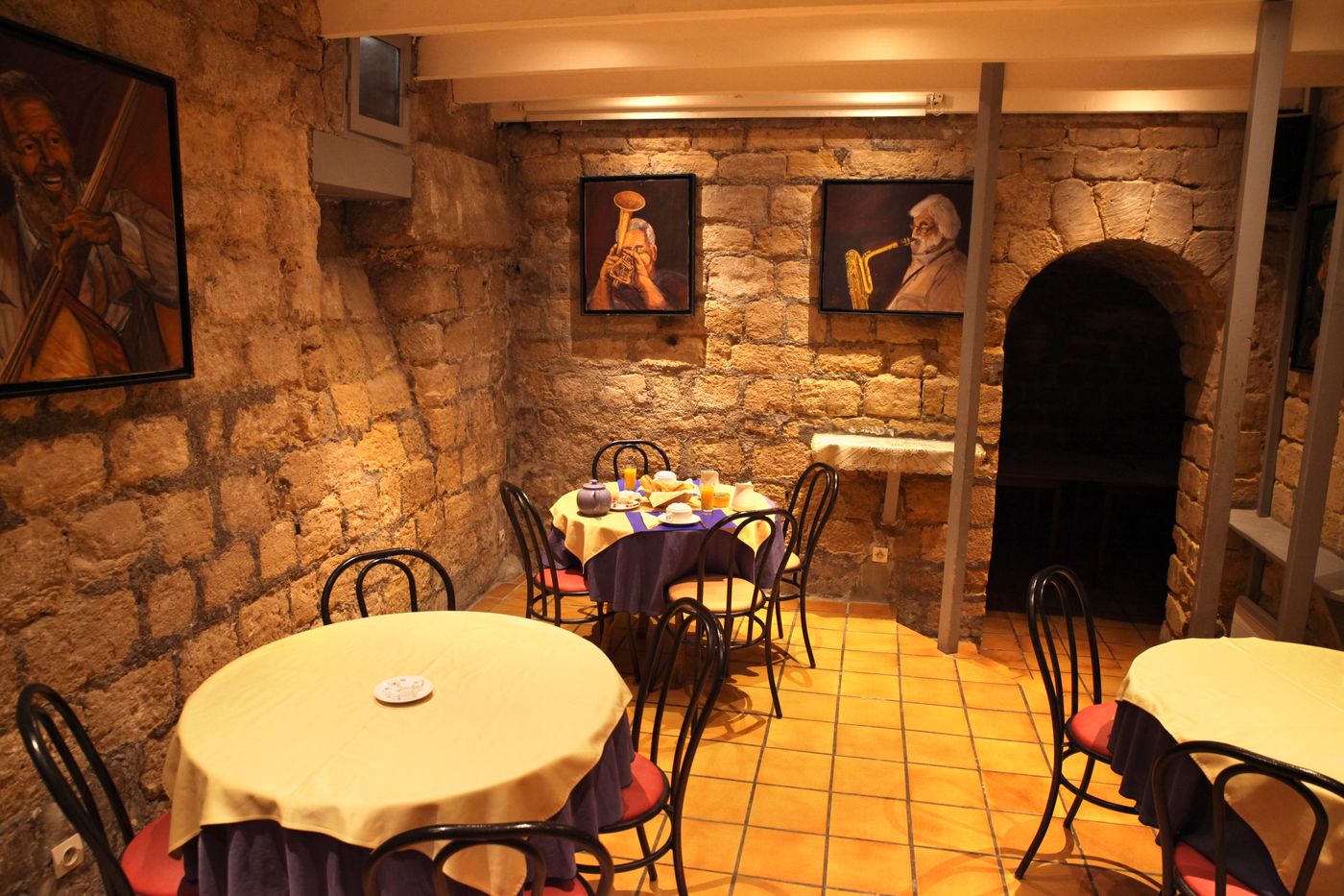 La-Ferme-Des-Barmonts-Restaurant-16