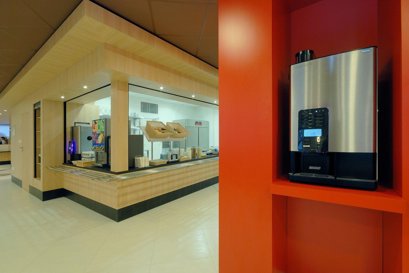 B-B-Hotel-Prague-City-Bar-15