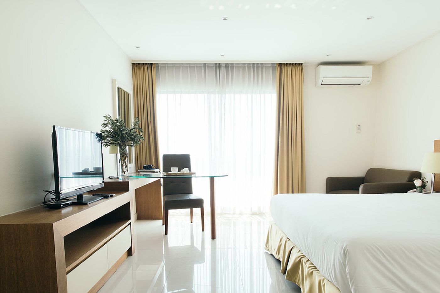 Thomson Hotel Huamark-Thailand-Bangkok-Room-5
