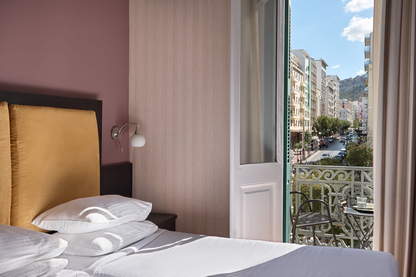 Delphi-Art-Hotel-Room-2