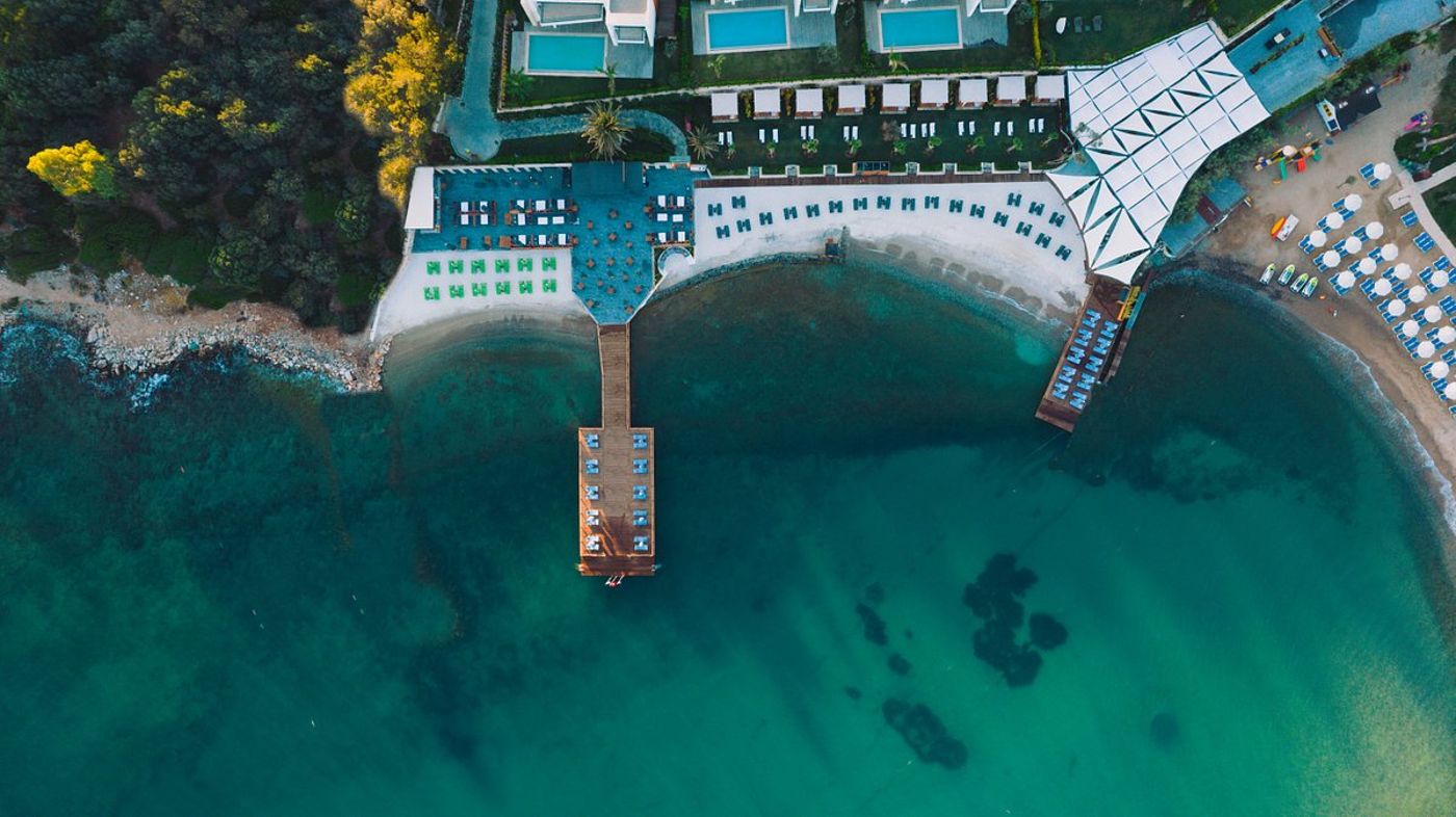 The Norm Collection Door'a 