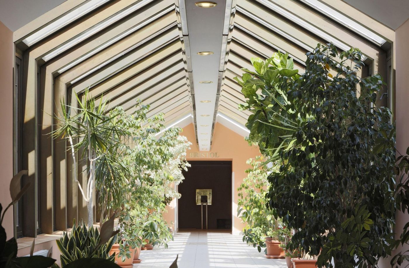 Bristol-Czech Republic-KARLSBAD-Lobby-8