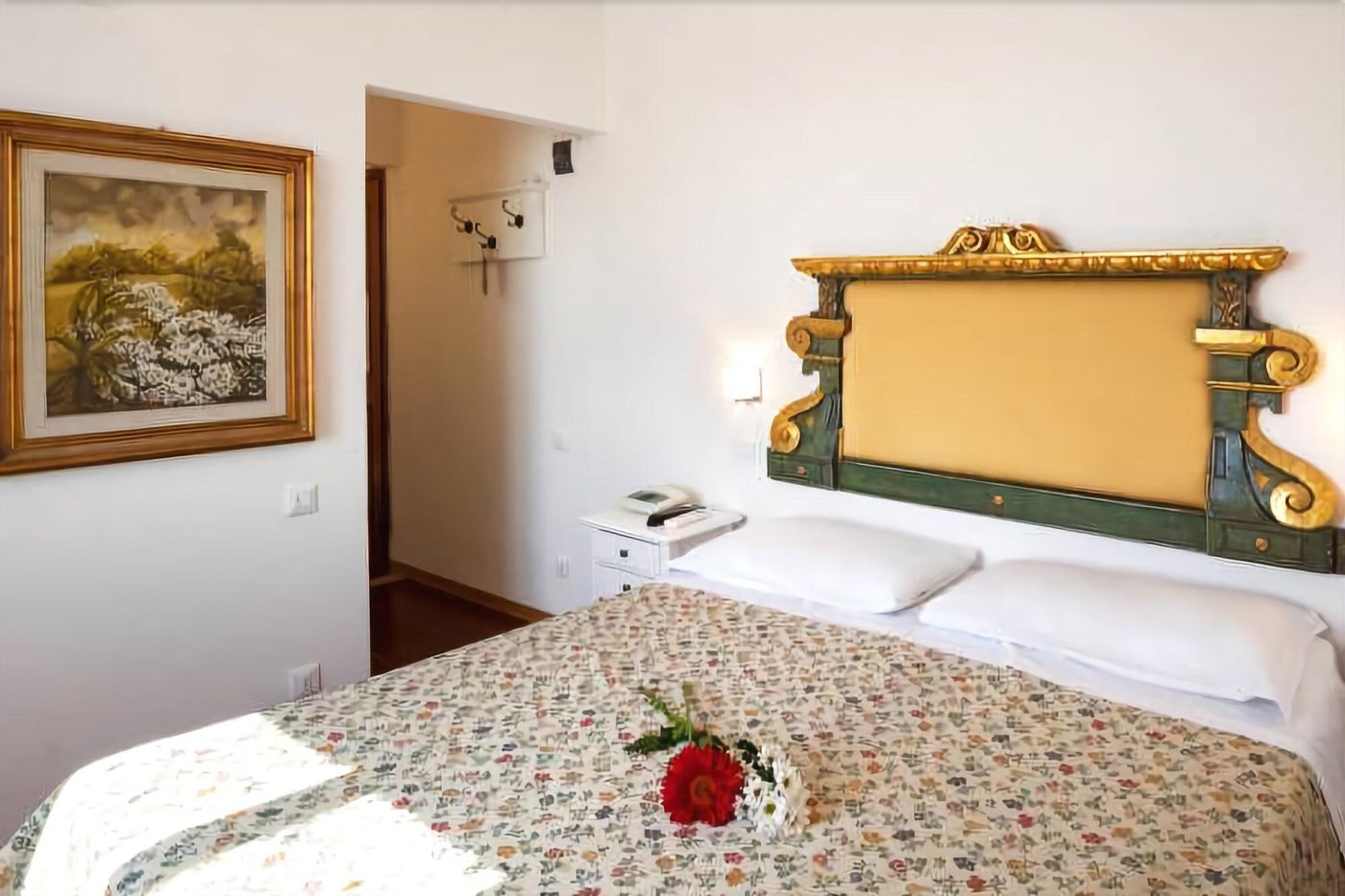 Hotel-Porta-Romana-Room-10