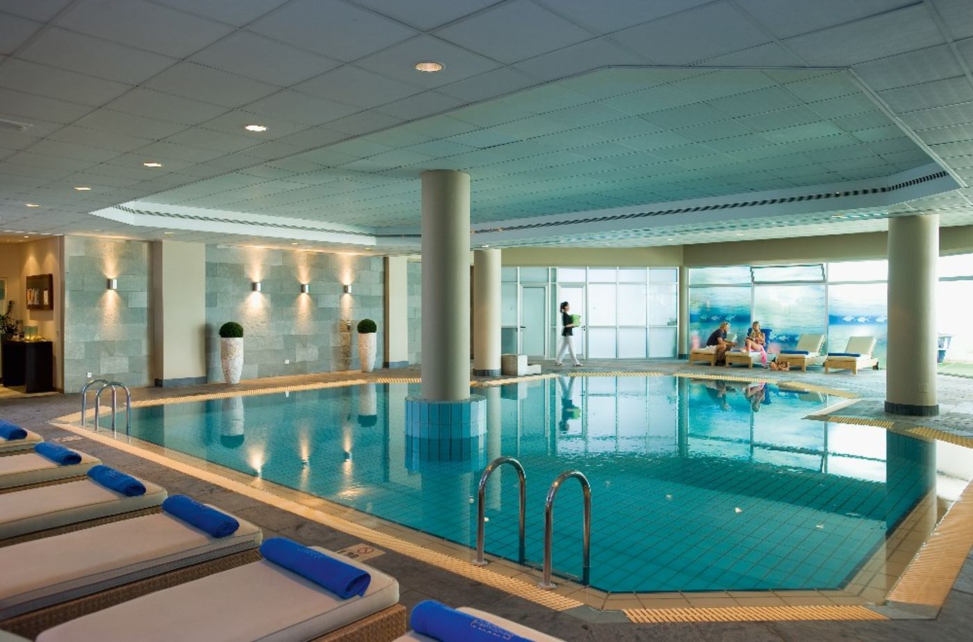 Mediterranean-Beach-Pool-45