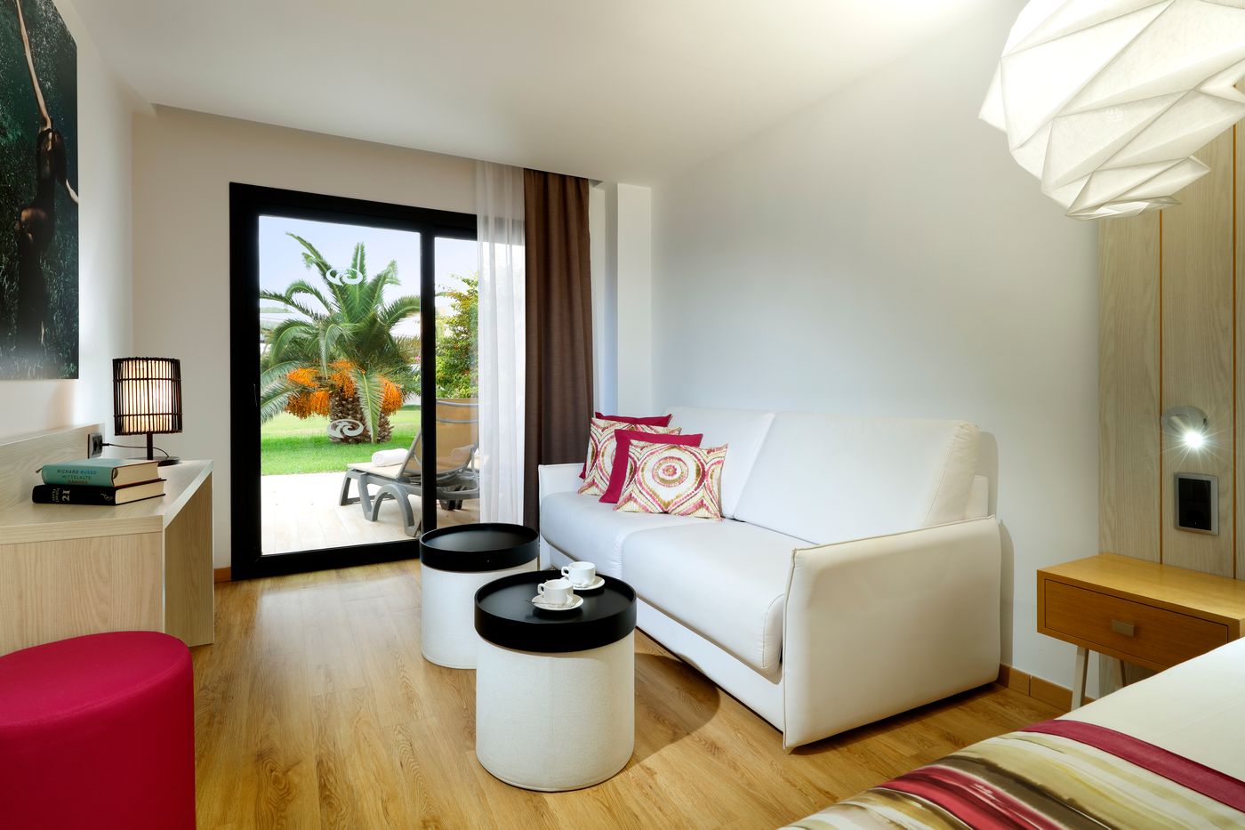 Grand-Palladium-White-Island-Resort---Spa-Room-23