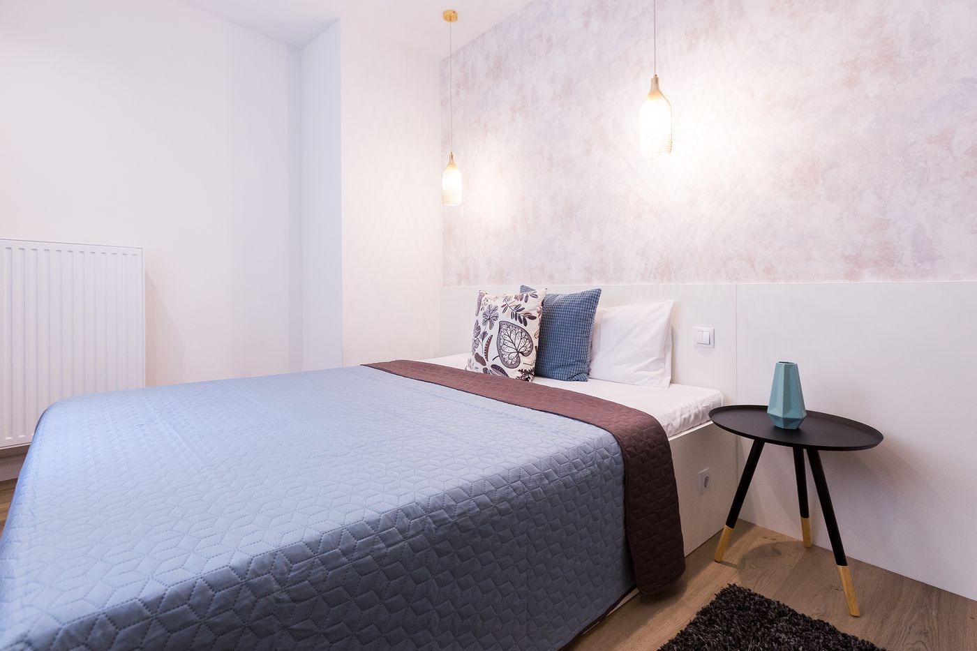 Vagabond-Broadway-Room-30