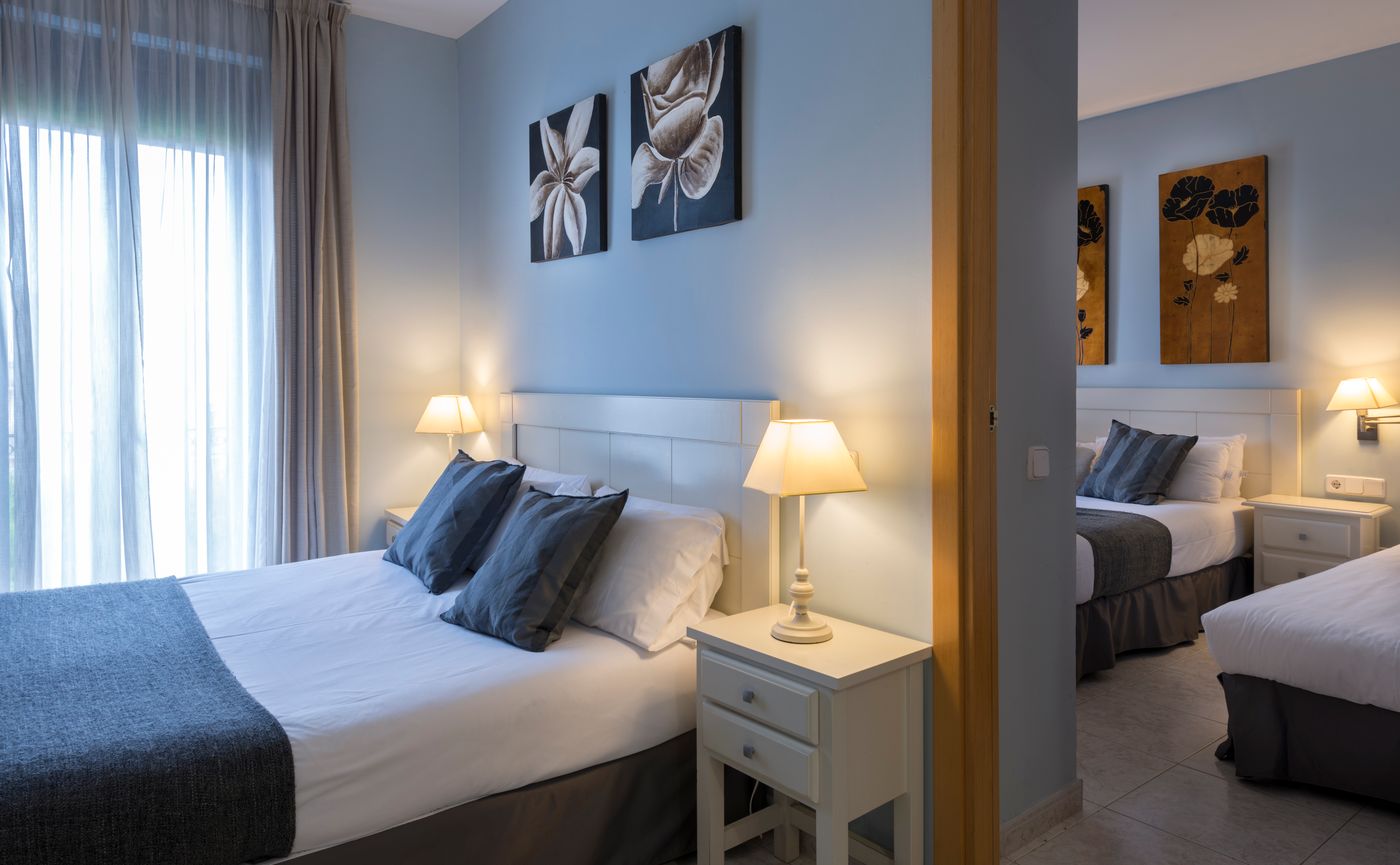 Alexandra-Aparthotel-Room-11