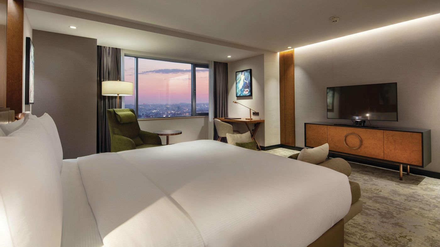 Hilton-Istanbul-Maslak-Room-36