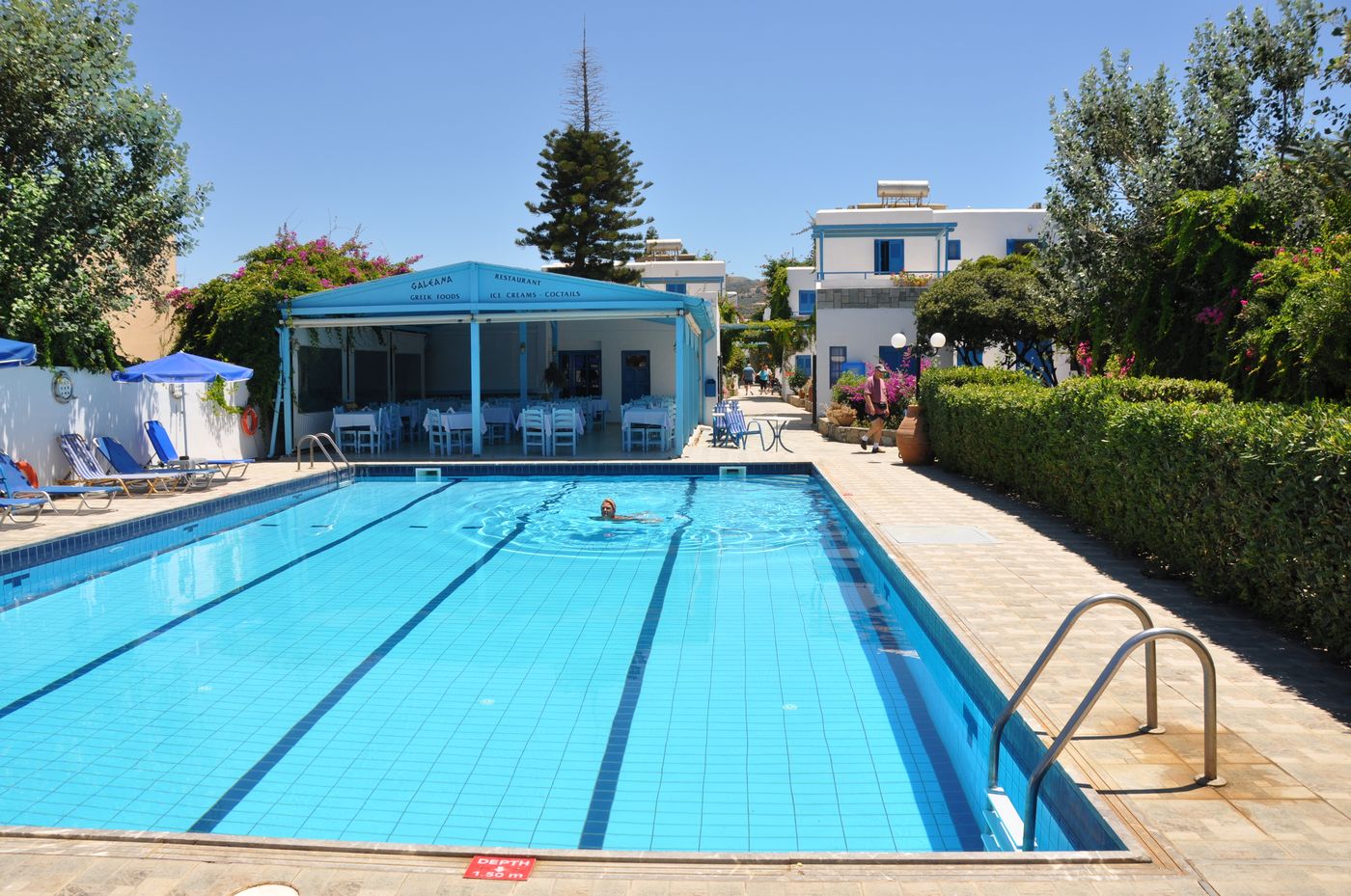 Galeana-Beach-Aparthotel-Pool-5