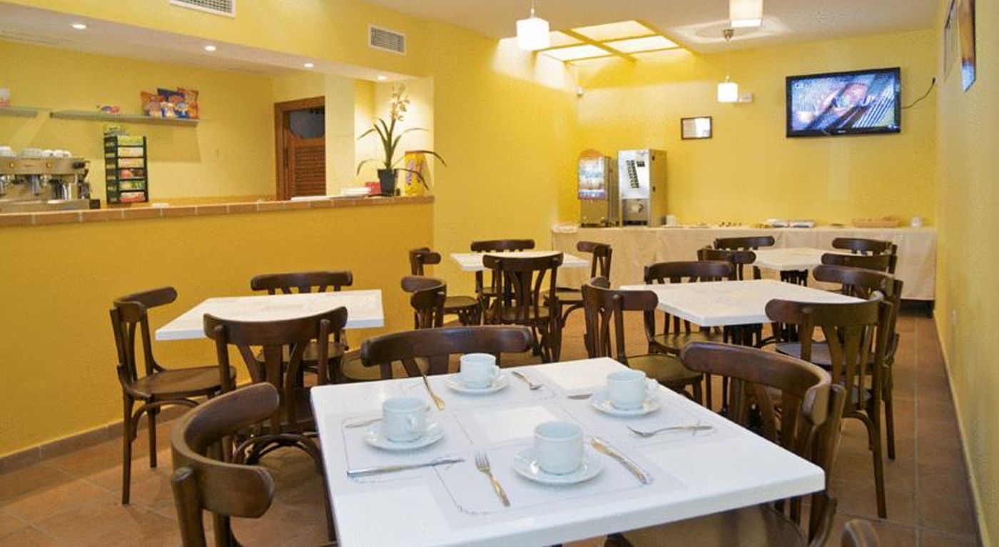 Golf & Vista Real Hotel Apartments