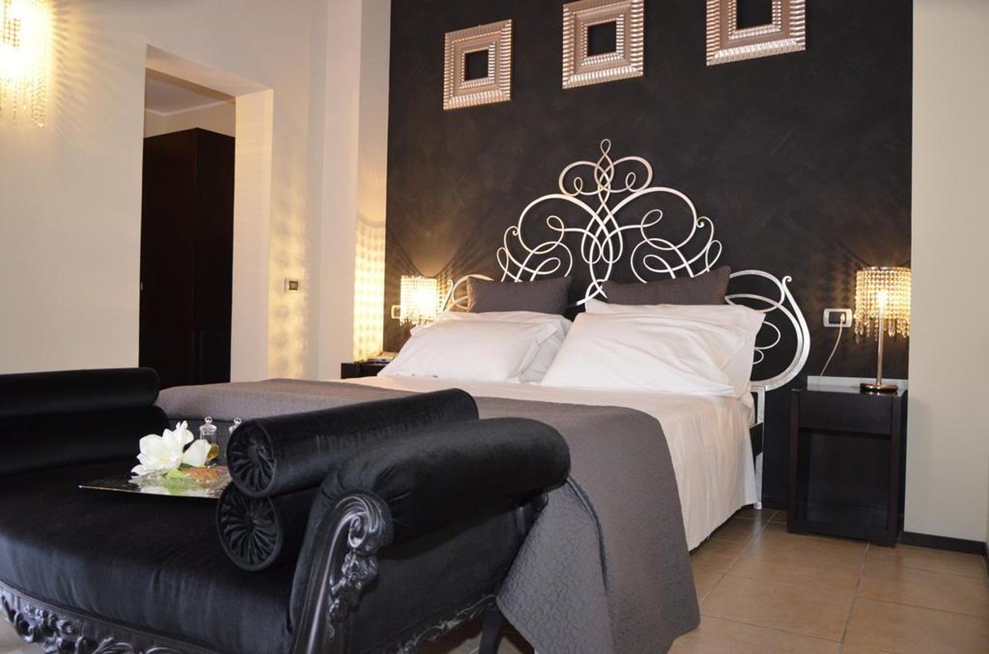 Cassisi-Hotel-Room-2