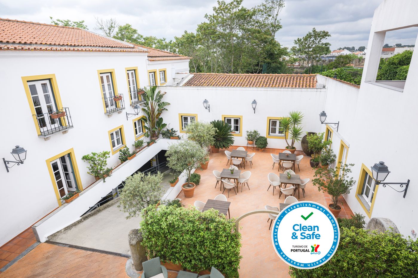 Albergaria-do-Calvario-by-Unlock-Hotels-Terrace-4