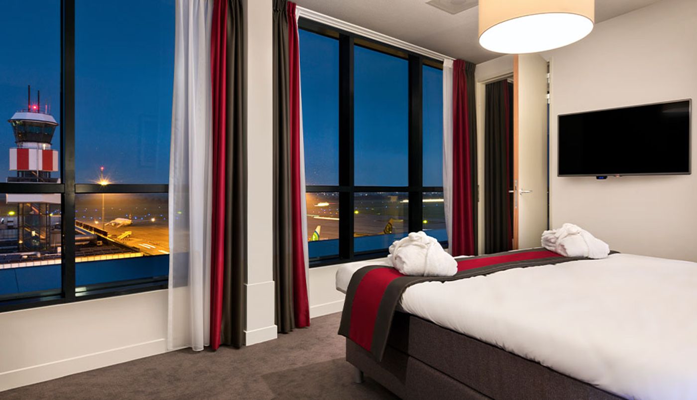 Fletcher Hotel-Restaurant Wings-Rotterdam-Netherlands-ROTTERDAM ZESTIENHOVEN-Room-9