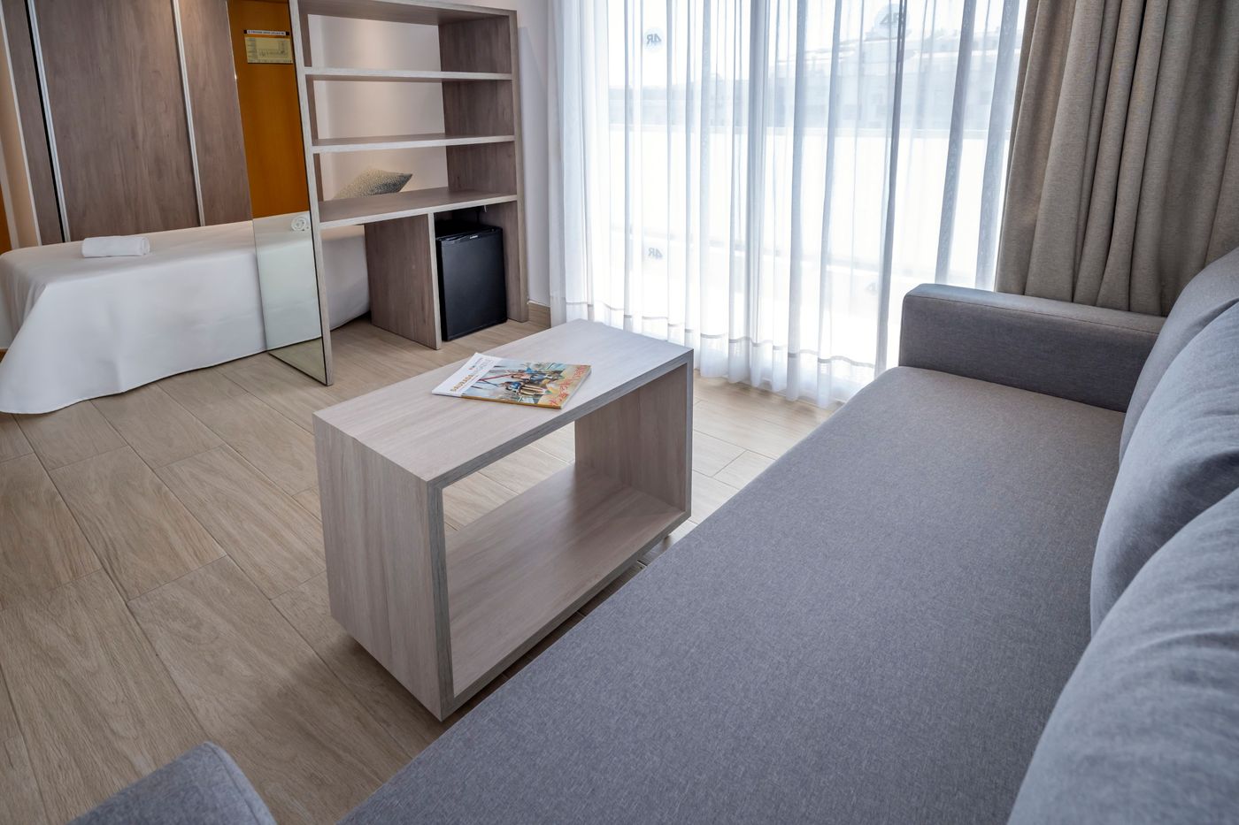 4R-Salou-Park-Resort-II-Room-23