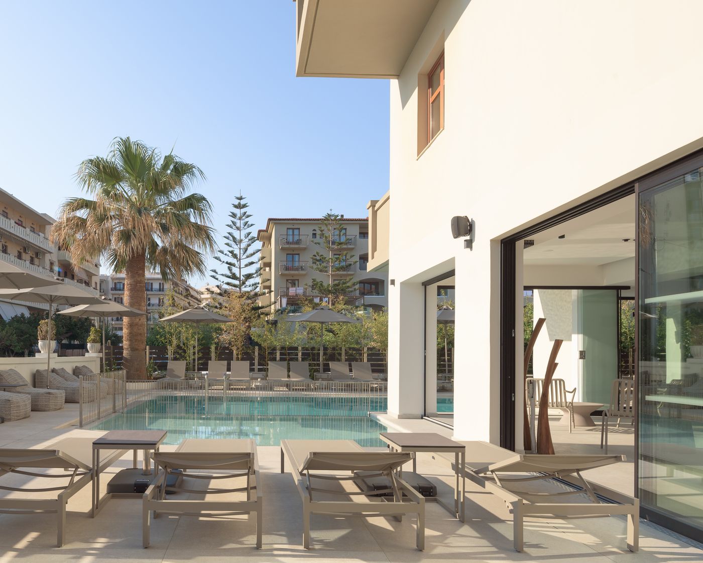 Theartemis-Palace-Pool-2