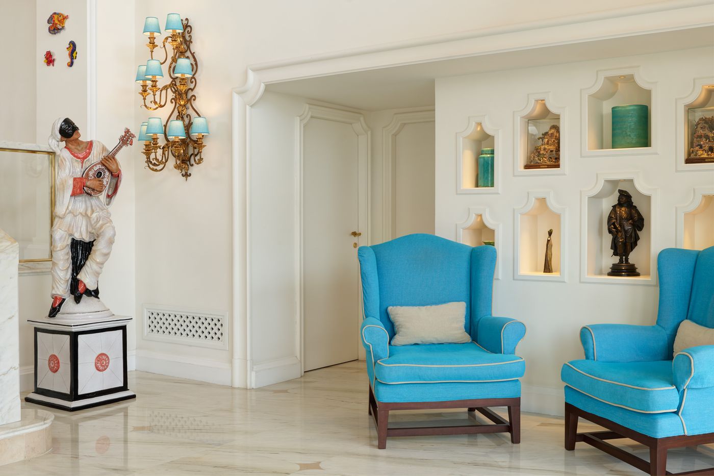 Grand-Hotel-de-la-Ville-Lobby-56