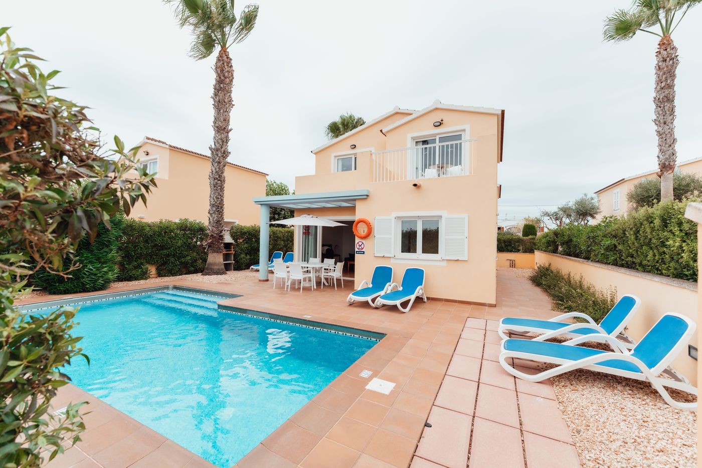 01.08.25 Villas Amarillas