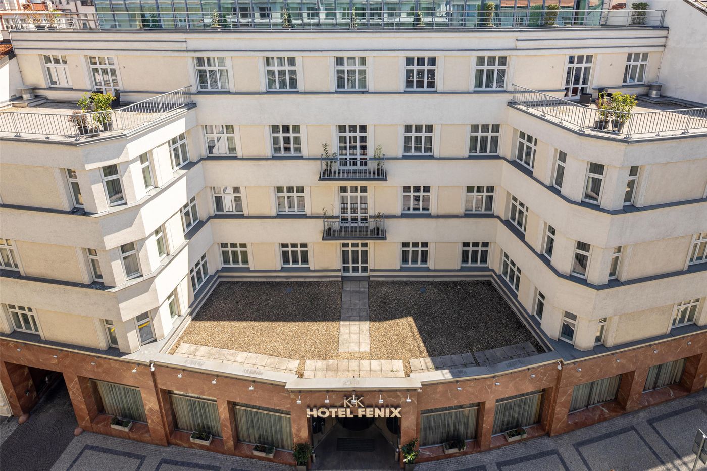 K-K-Hotel-Fenix-General-view-2