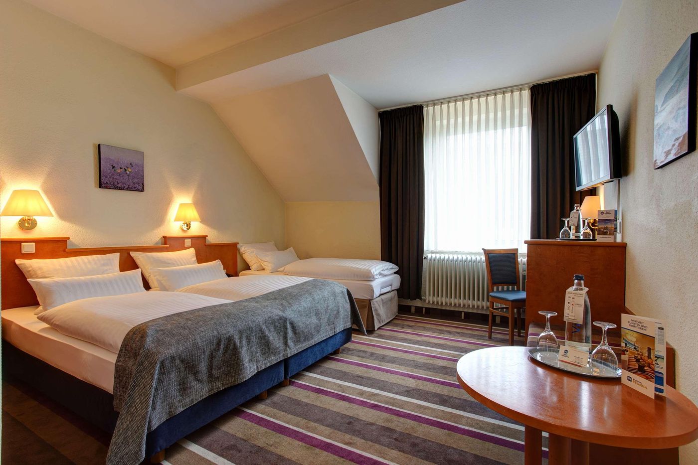 Sure Hotel by Best Western Ambassador Duesseldorf - Germany - Duesseldorf - Room - 4