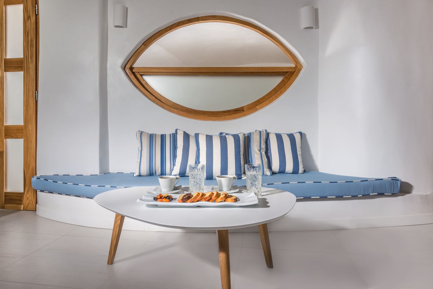 Elite-Luxury-Suites-Room-30