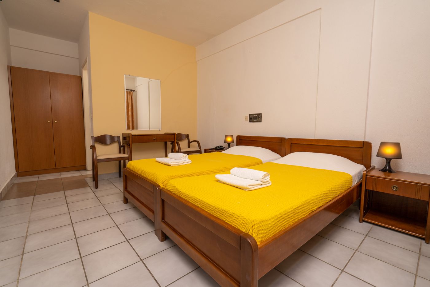 Theo-Bungalows-Room-53