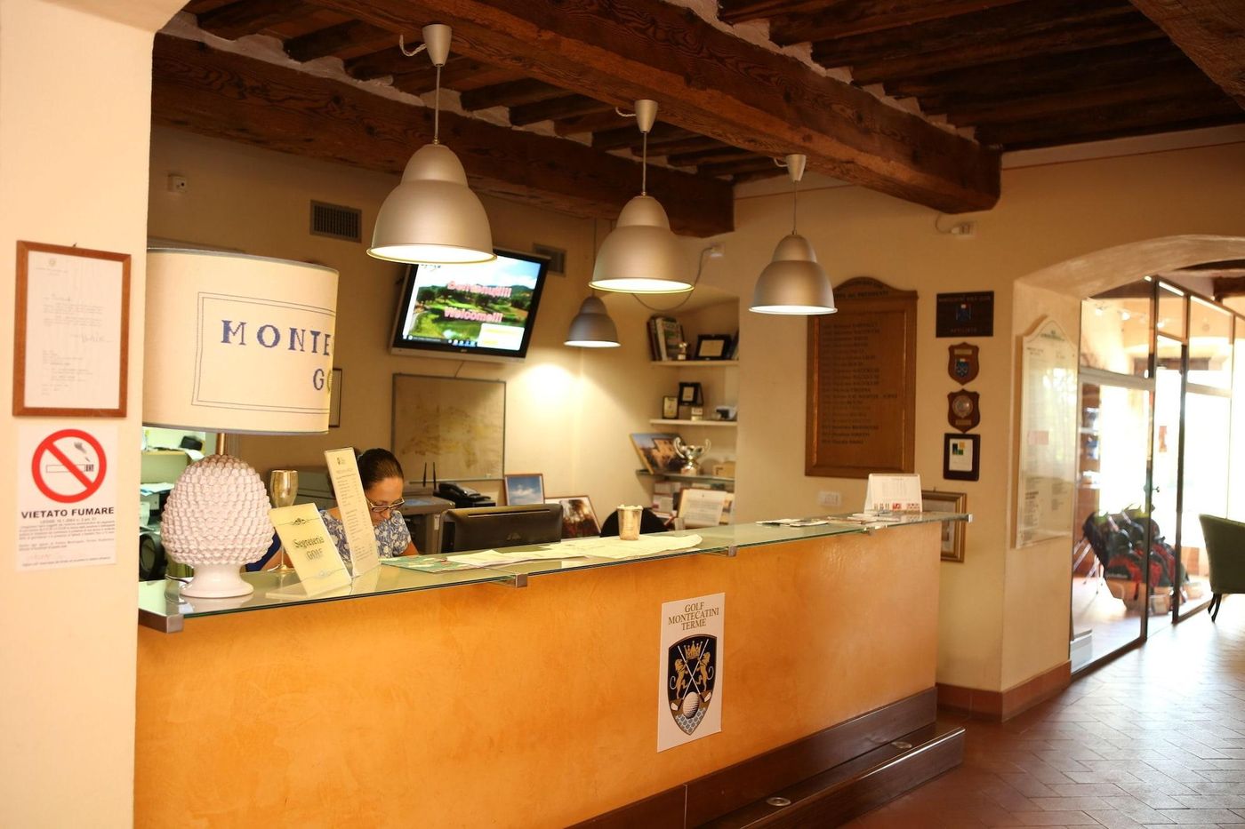 La-Foresteria-Golf-Montecatini-Terme-Lobby-6