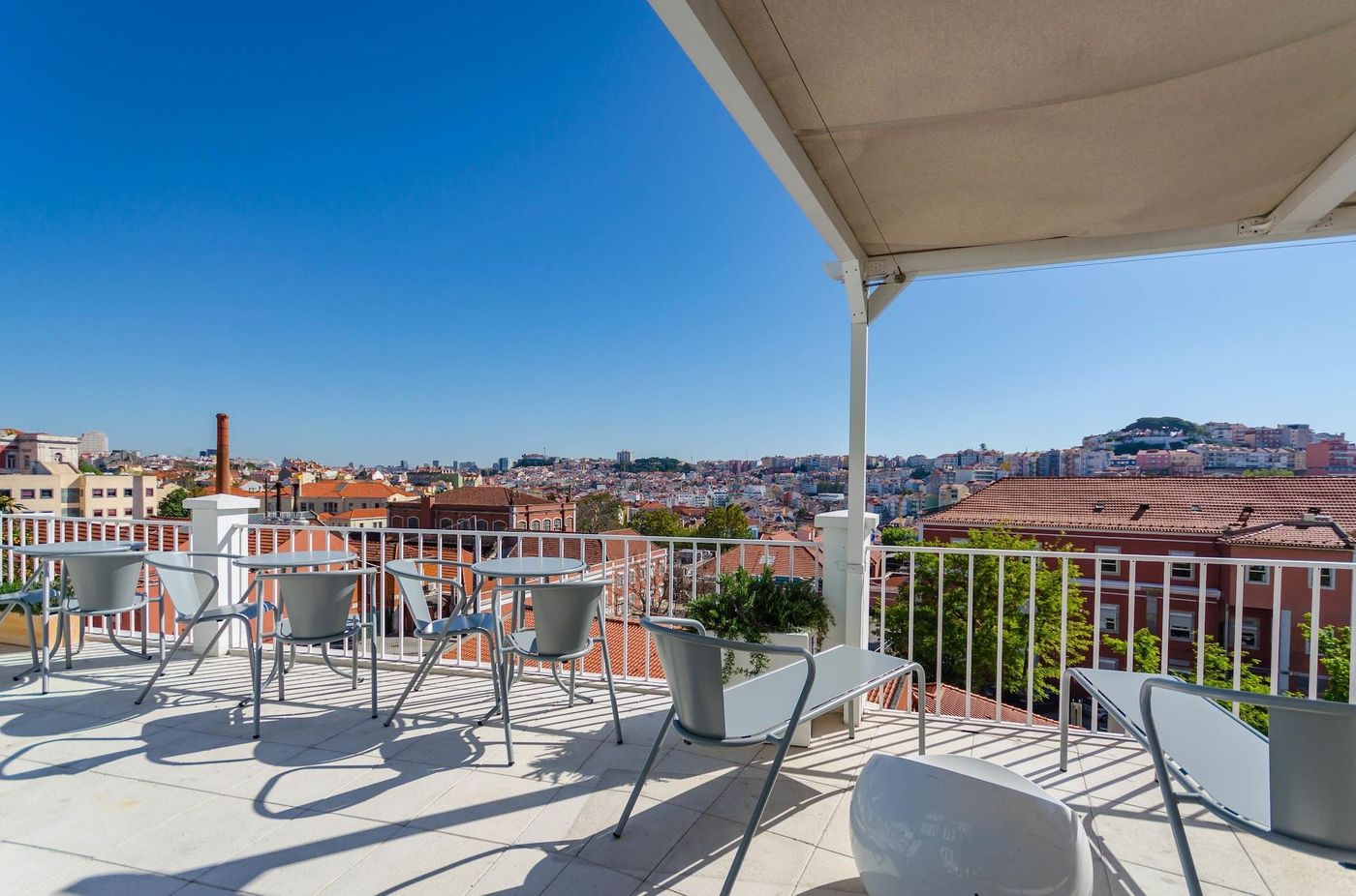 Quinta-Colina-By-Shiadu-General-view-57