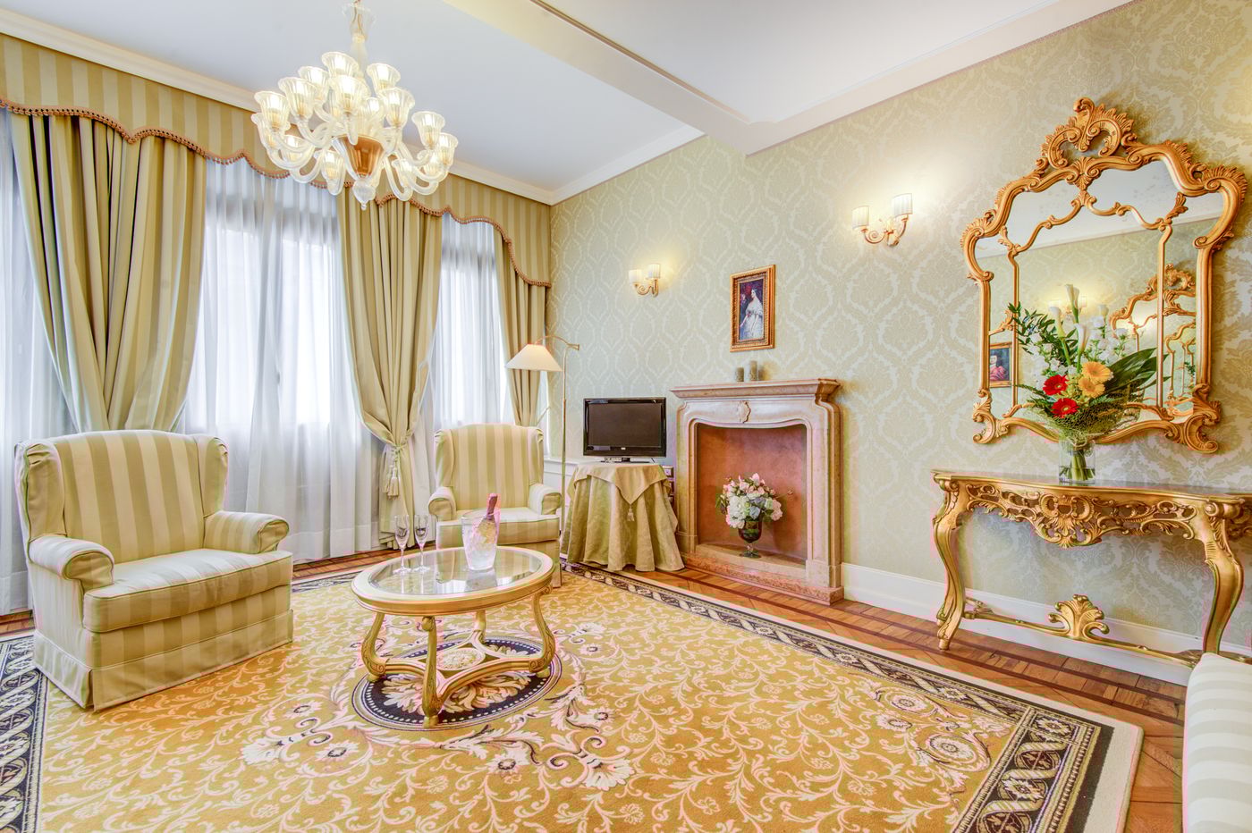 Al-Duca-Venezia-Room-7