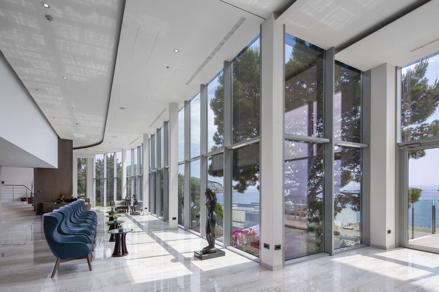 Hotel-Royal-Ariston-Lobby-40