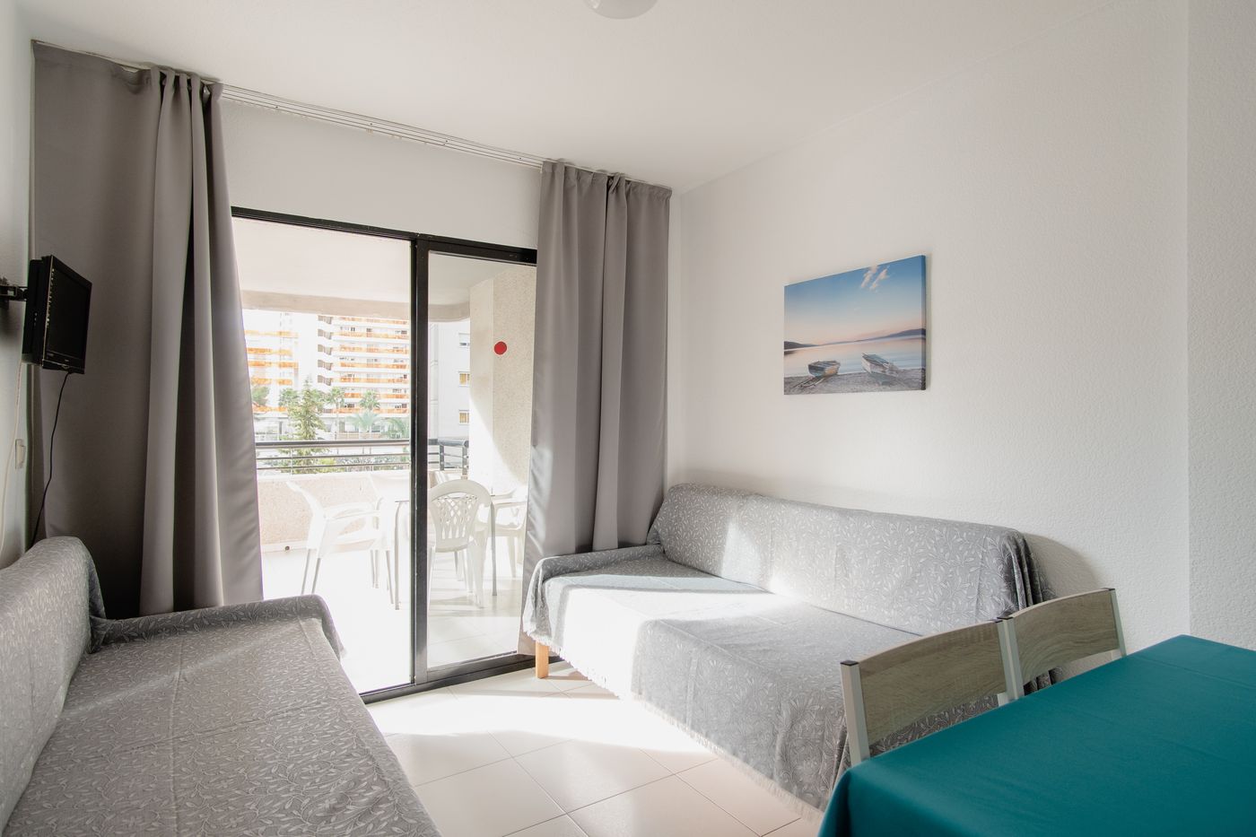 Luxmar-Apartments-Room-17