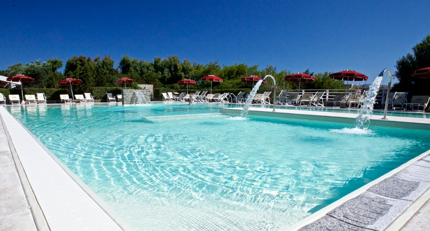 Club Esse Sporting-Italy-Stintino-Pool-1