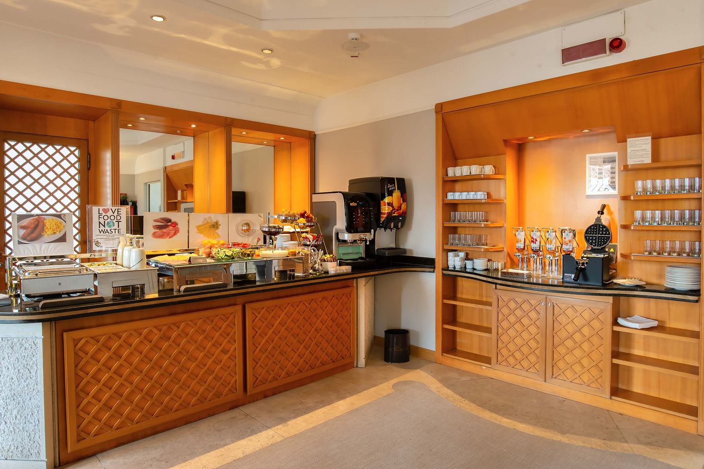 Hotel-Tritone-Restaurant-16