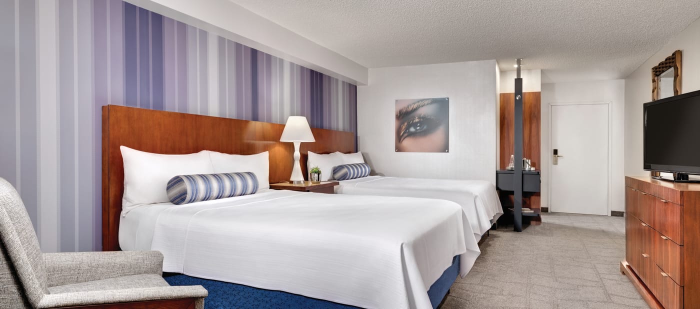 Luxor-Hotel-and-Casino-Room-28